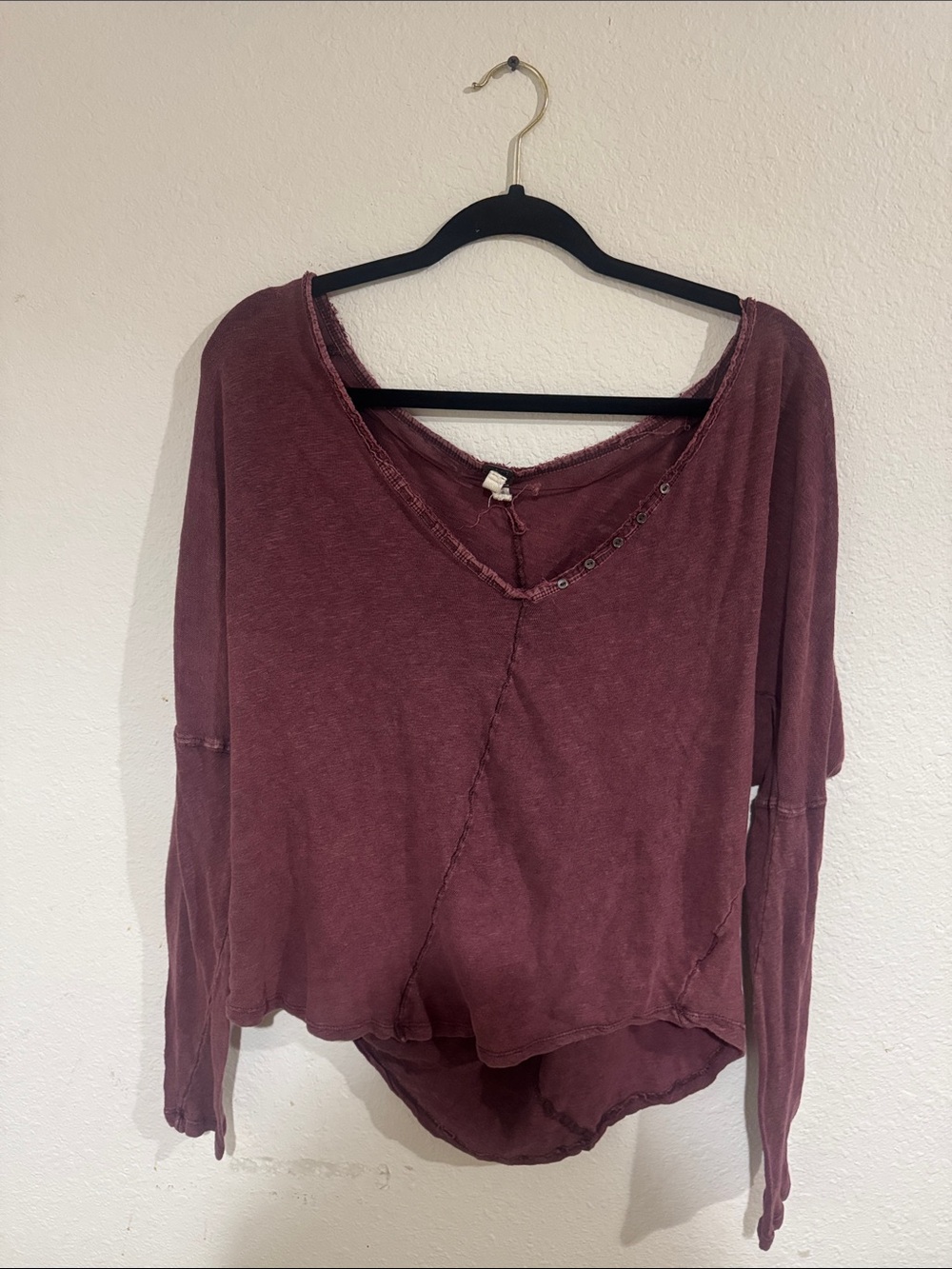 Women's Washed Burgundy Long-Sleeve V-Neck Top